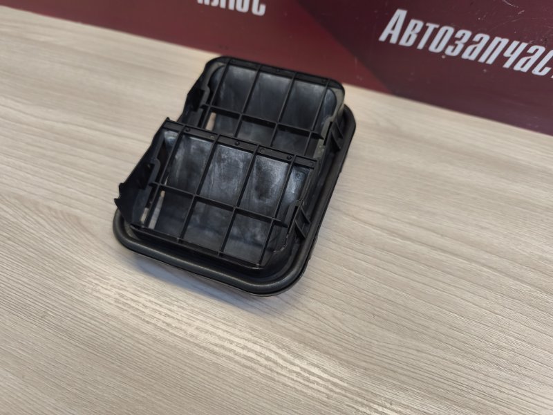 Клапан вентиляции салона