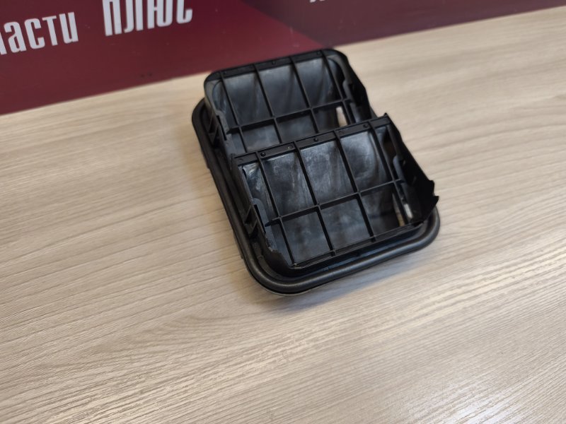 Клапан вентиляции салона