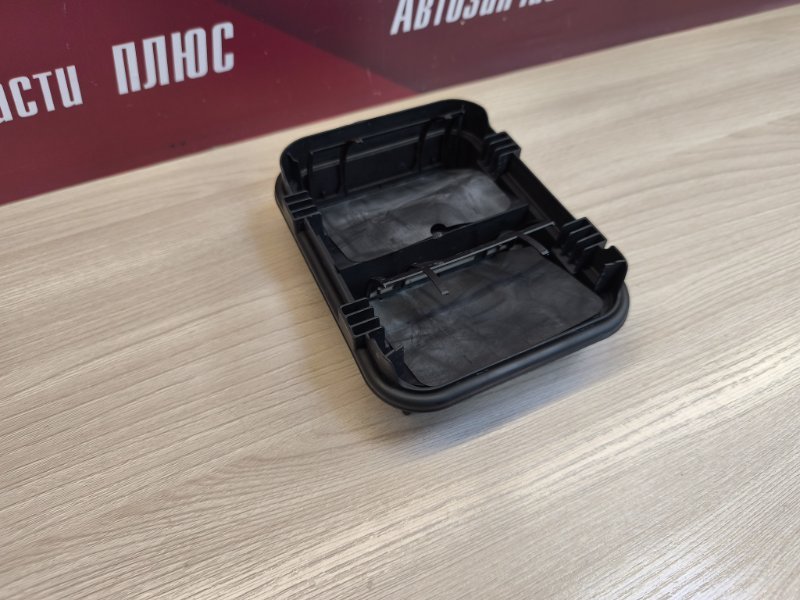 Клапан вентиляции салона