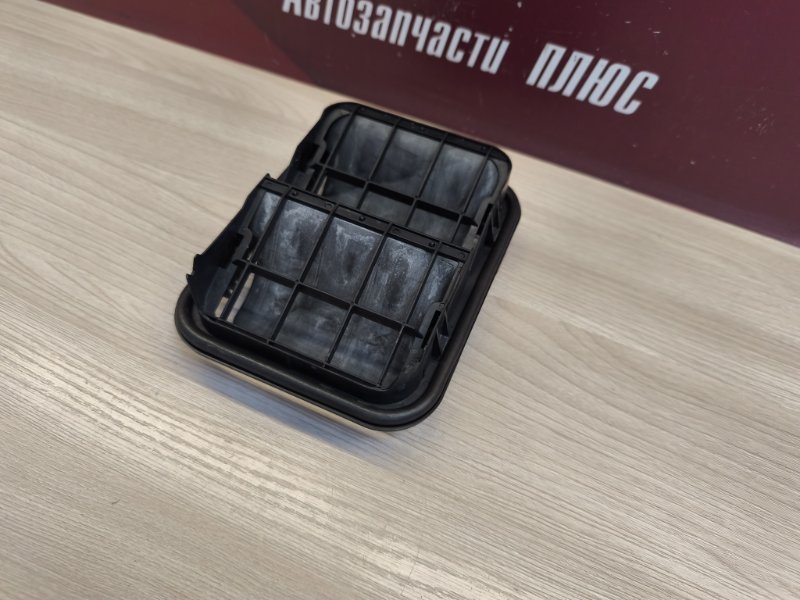 Клапан вентиляции салона