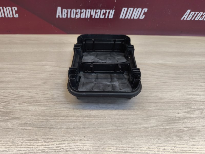 Клапан вентиляции салона