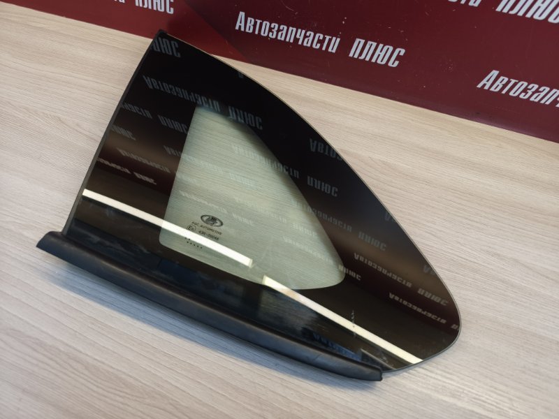 Форточка кузова