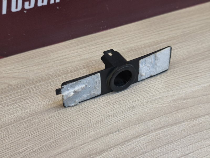 Кронштейн парктроника