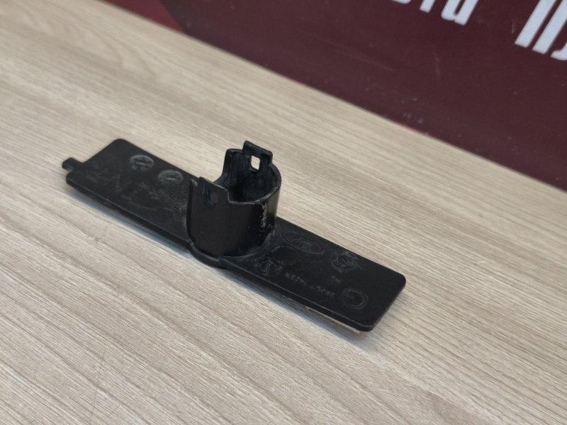 Кронштейн парктроника