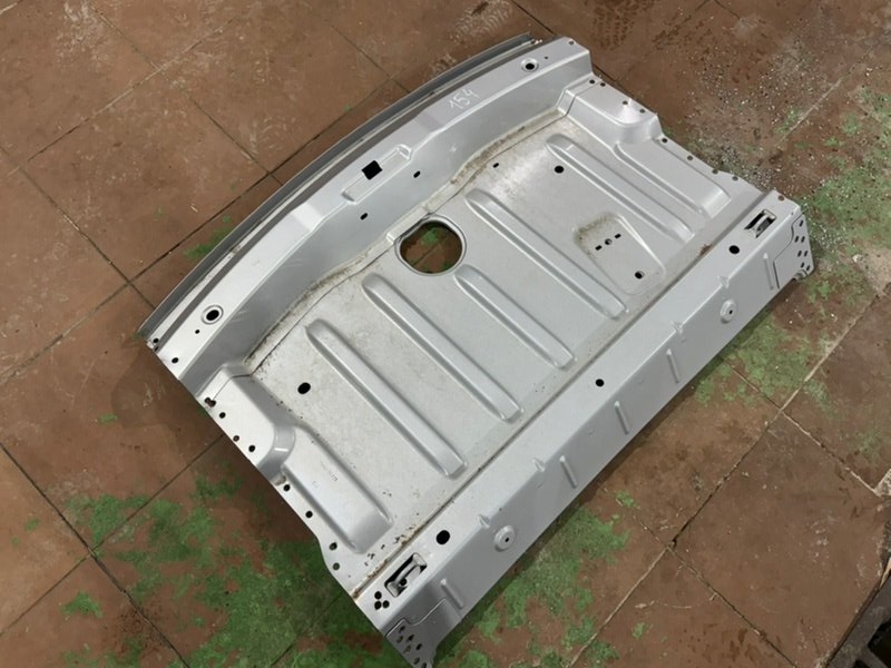 Задняя полка