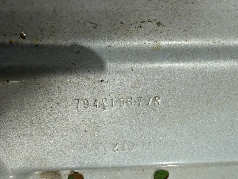 Задняя полка