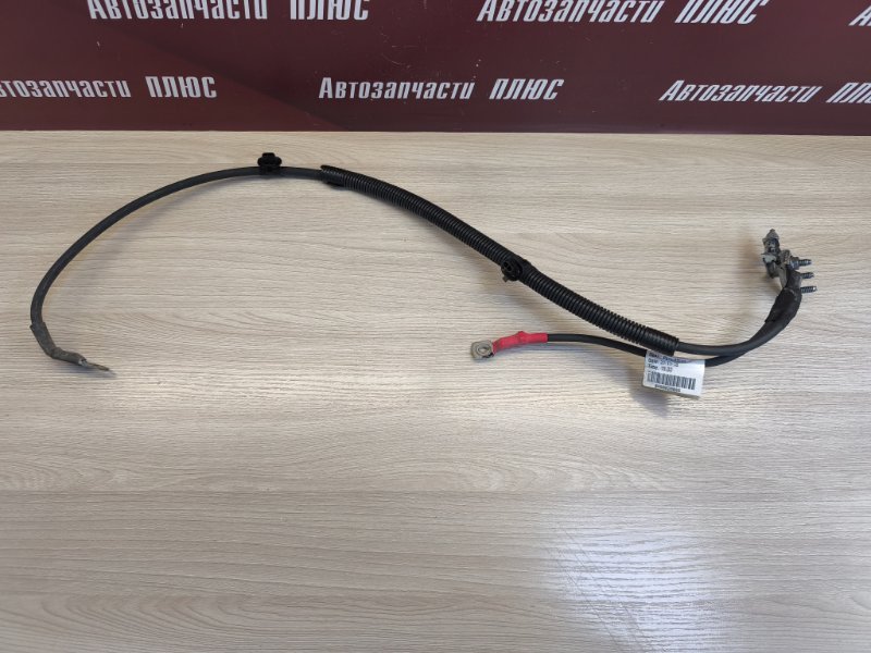 Клемма аккумулятора (минусовая)