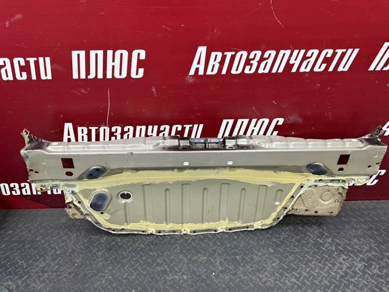 Задняя панель кузова