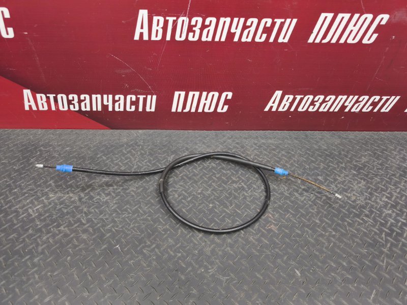 Трос стояночного тормоза