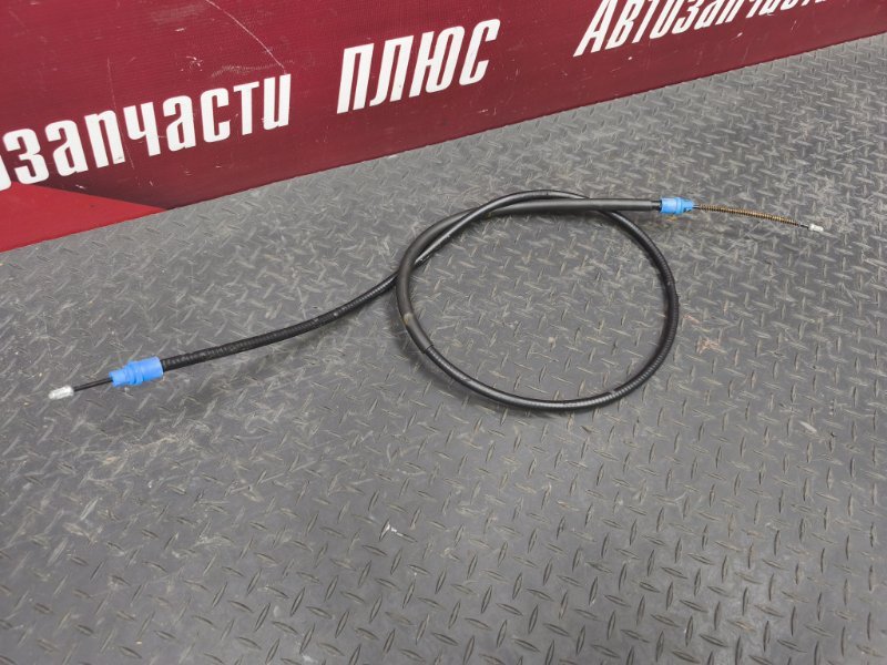 Трос стояночного тормоза