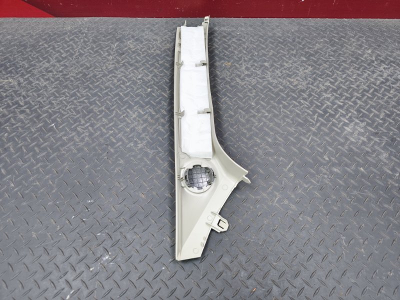 Обшивка стойки