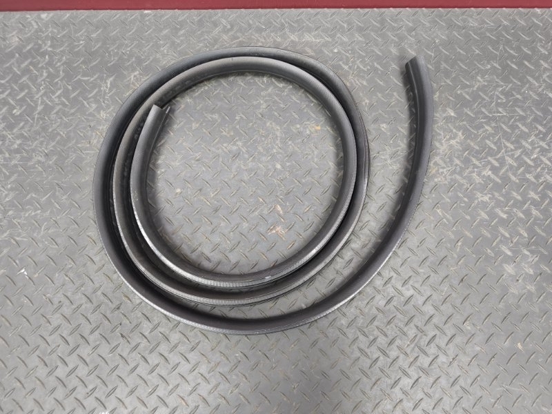 Уплотнитель проема      двери