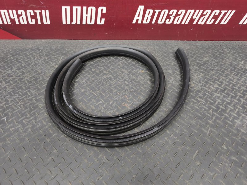 Уплотнитель проема      двери