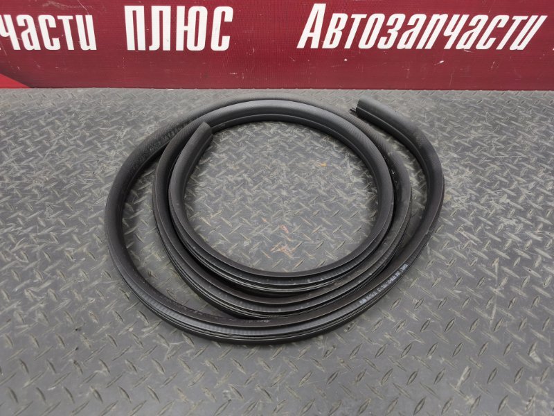 Уплотнитель проема      двери