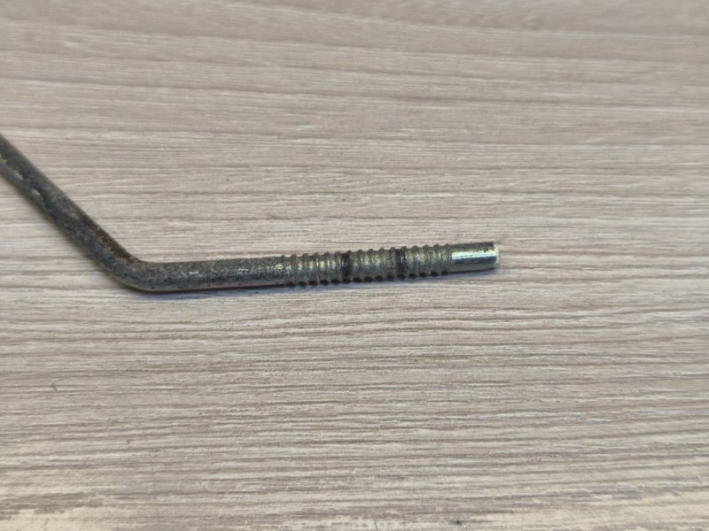 Тяга замка двери