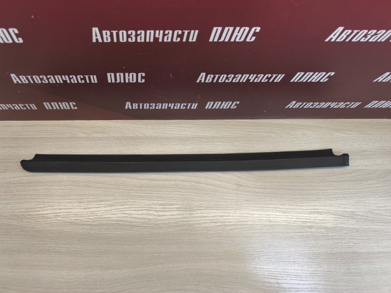 Уплотнитель стекла двери внешний