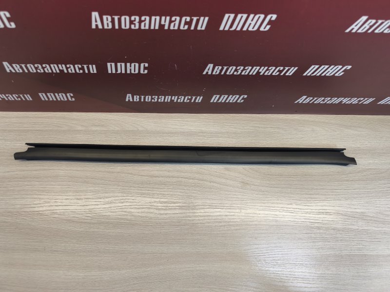 Уплотнитель стекла двери внутренний