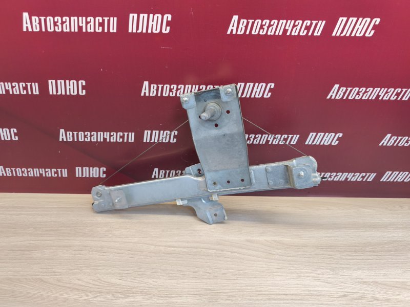 Стеклоподъемник    двери