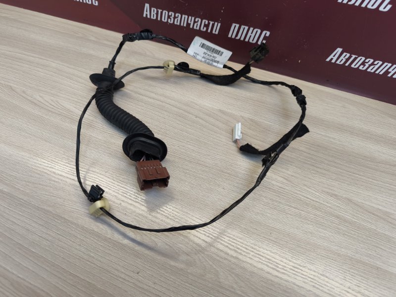 Проводка двери