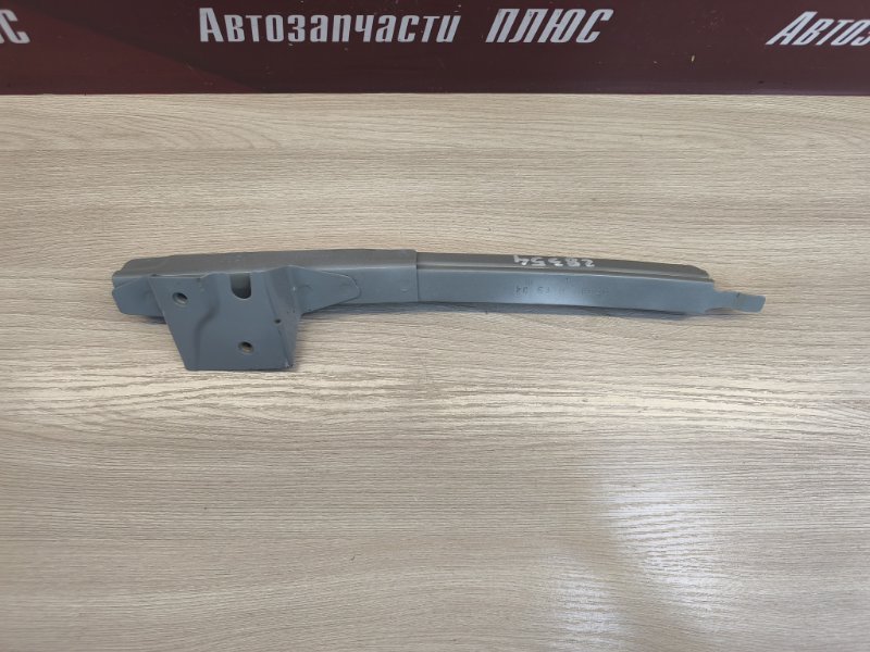 Направляющая стекла     двери