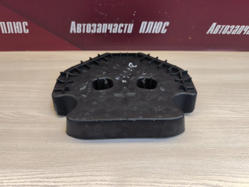 Кронштейн стеклоподъемника