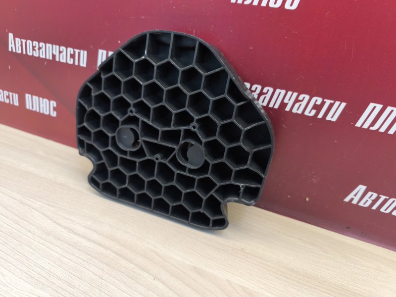 Кронштейн стеклоподъемника