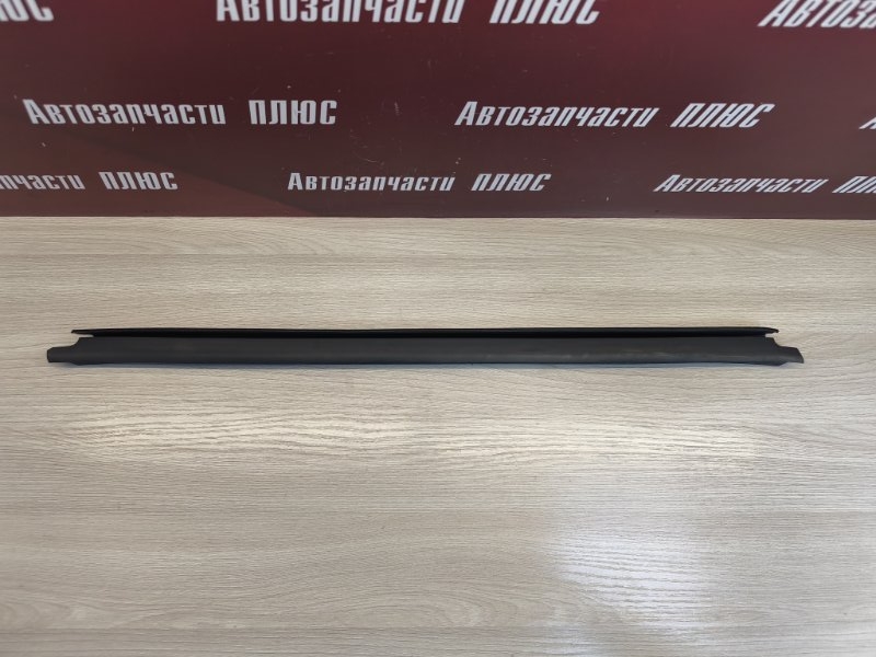 Уплотнитель стекла двери внутренний