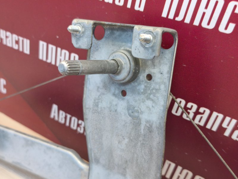 Стеклоподъемник    двери