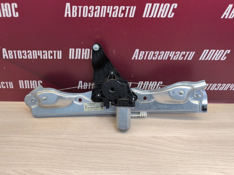 Стеклоподъемник    двери