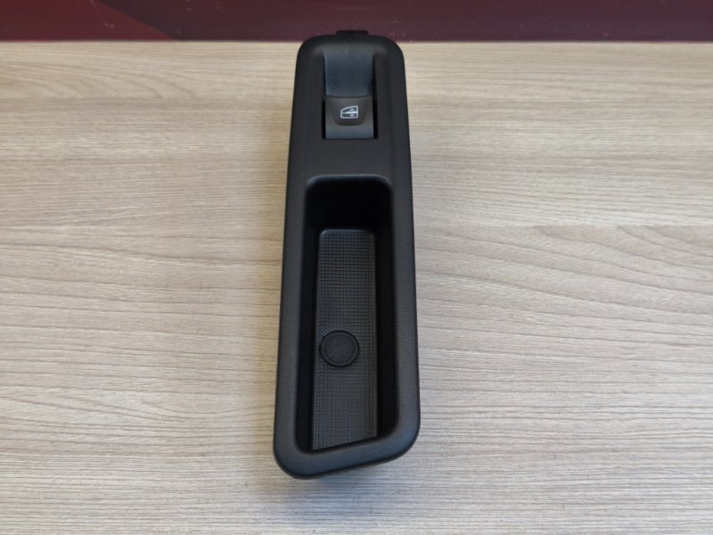 Кнопка стеклоподъемника