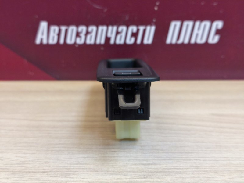 Кнопка стеклоподъемника