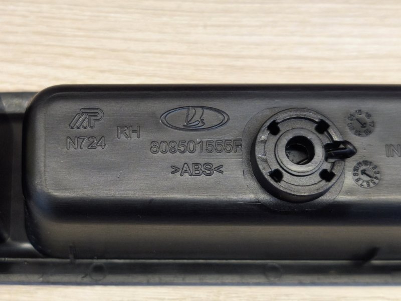 Кнопка стеклоподъемника