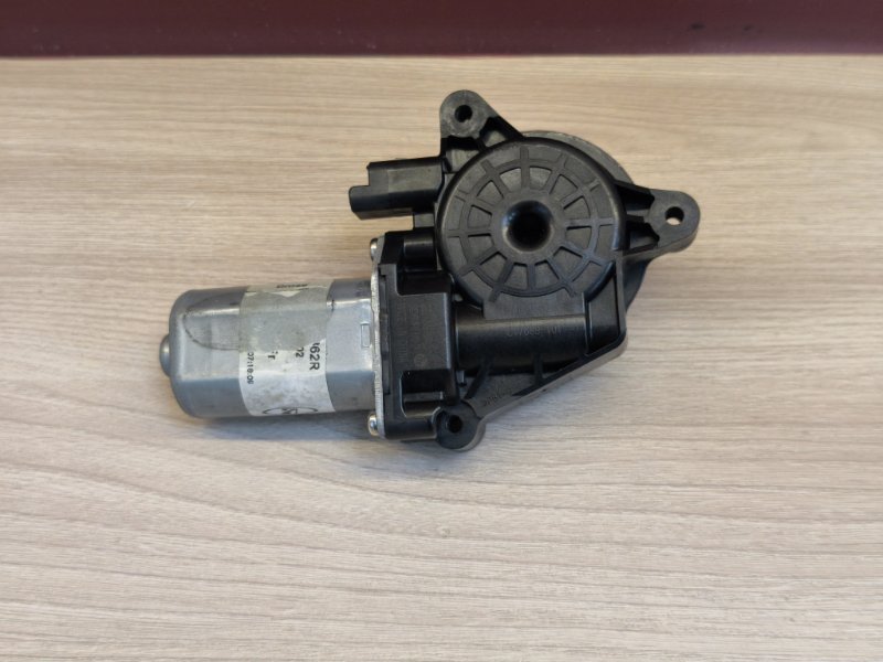 Мотор стеклоподъемника