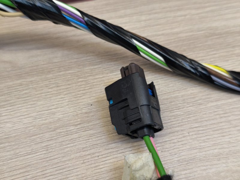 Проводка двери