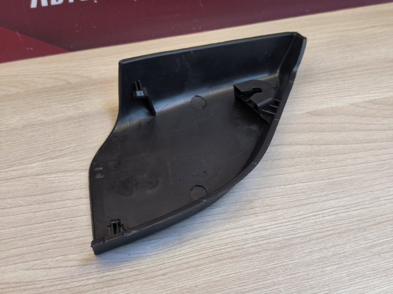 Уголок зеркала