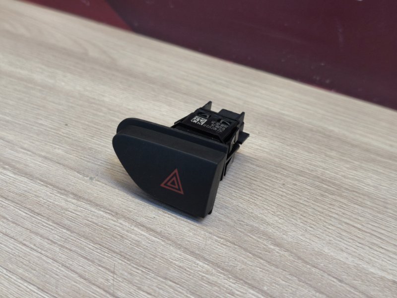 Кнопка аварийной сигнализации