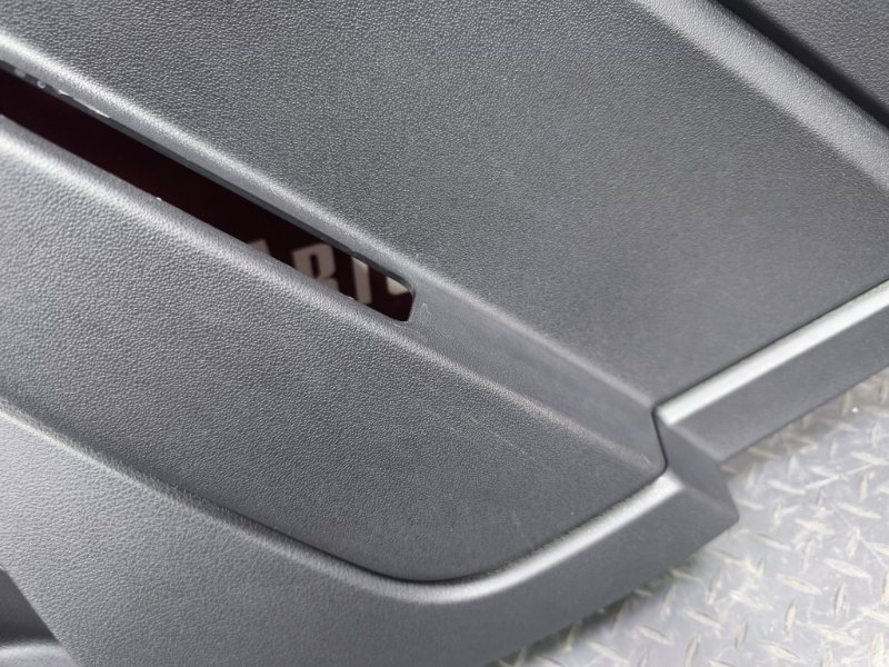 Обшивка боковой двери