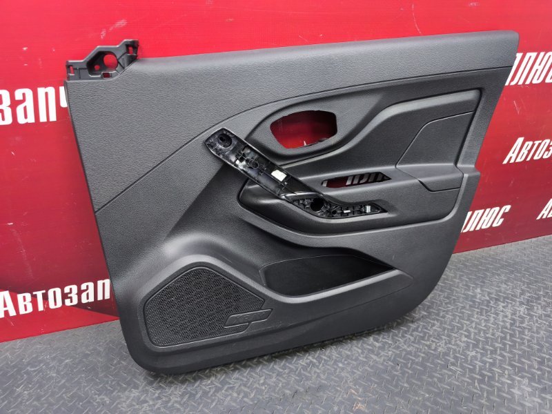 Обшивка боковой двери