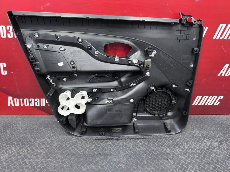 Обшивка боковой двери