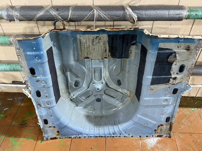 Задняя панель