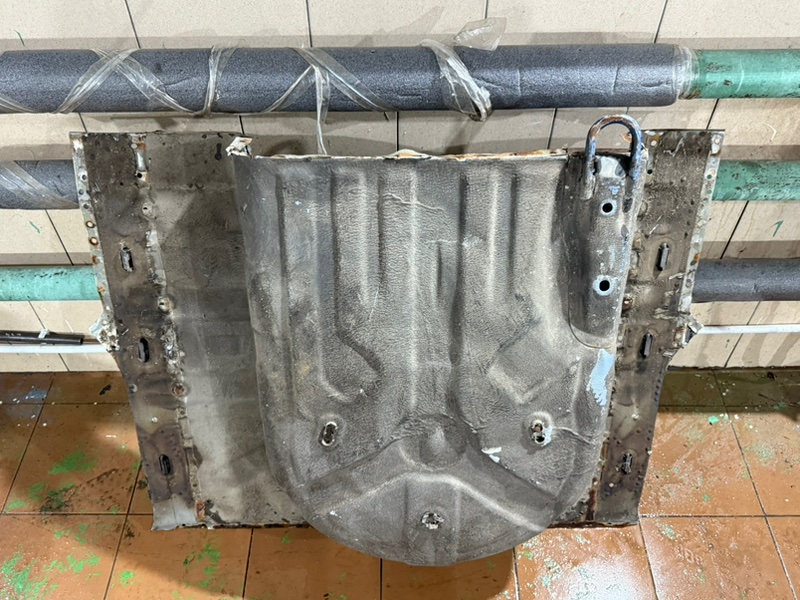 Задняя панель