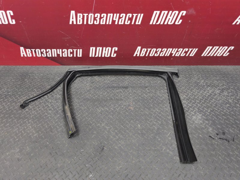 Уплотнитель рамки двери