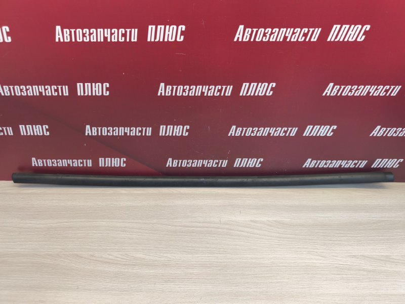 Уплотнитель стекла двери внешний