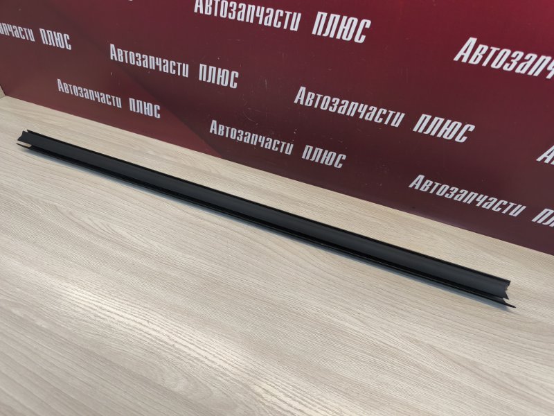 Уплотнитель стекла двери внутренний
