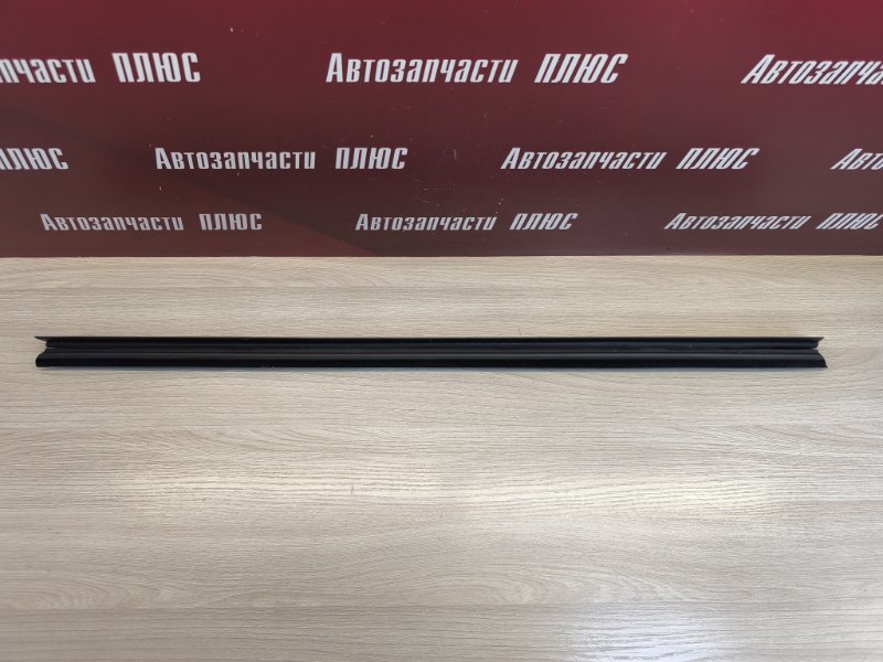 Уплотнитель стекла двери внутренний