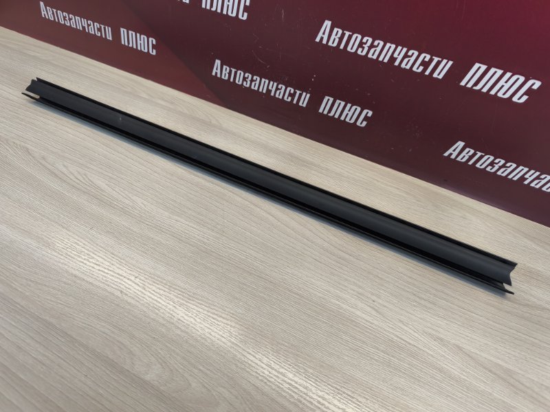 Уплотнитель стекла двери внутренний