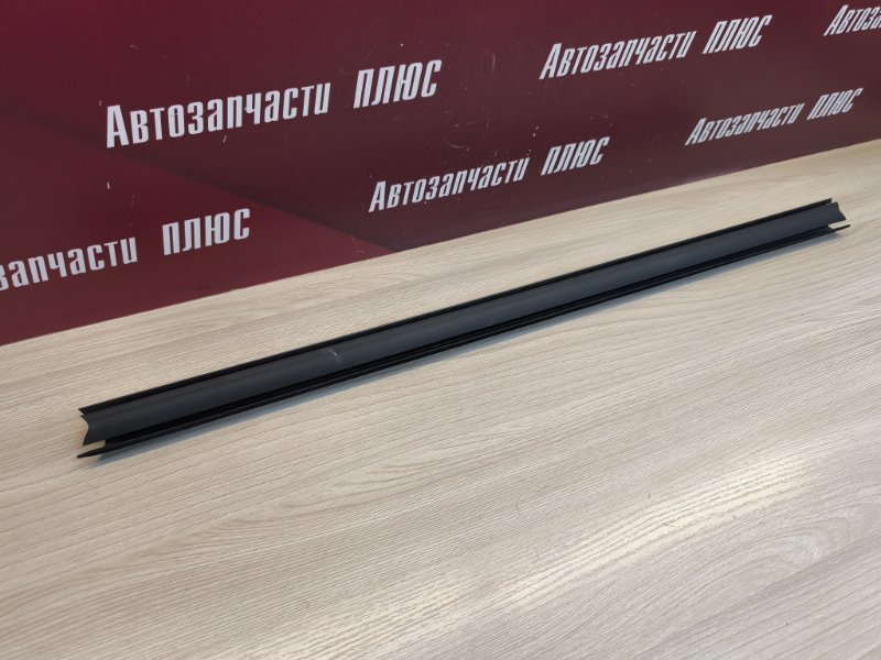 Уплотнитель стекла двери внутренний