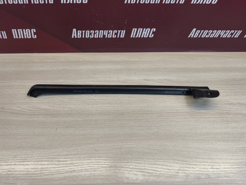 Уплотнитель двери