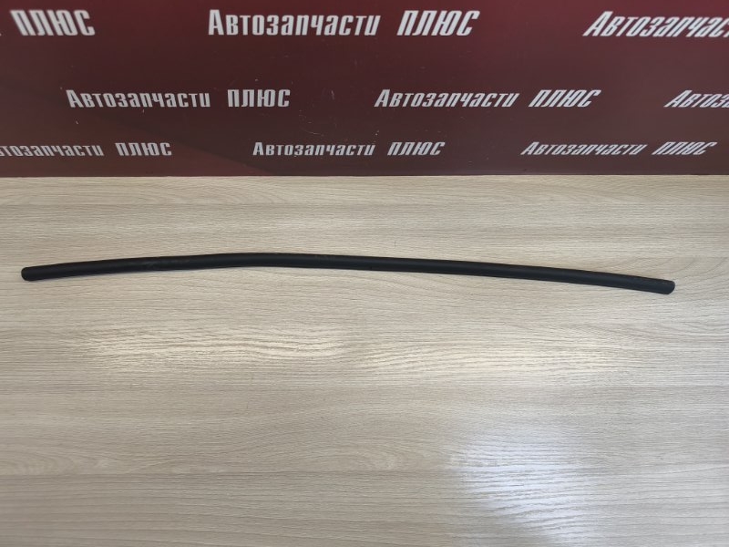 Уплотнительная резинка боковой двери