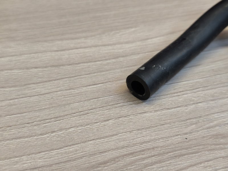 Патрубок радиатора